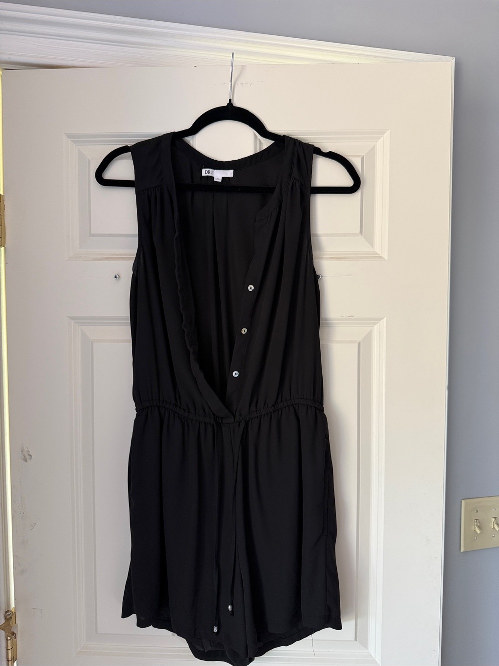 DR2 Black Sleeveless V-Neck Romper